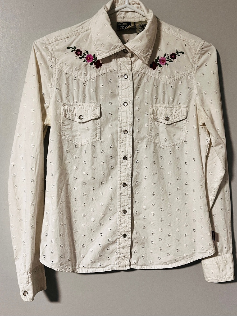 Vintage Roxy Eyelet Embroidered Western Shirt - Cream with Pink Floral Acc